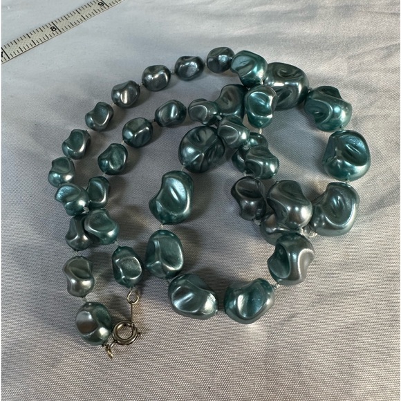 Three vintage smush bead necklace - Picture 7 of 9